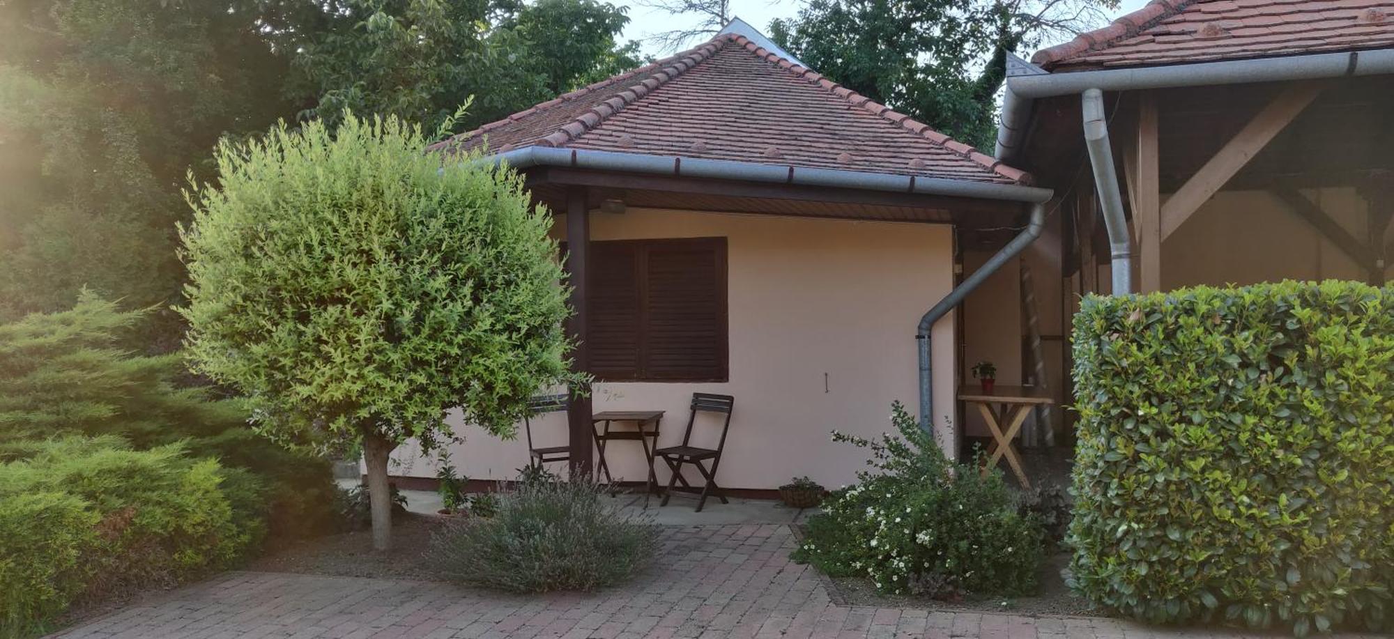 科罗纳艾特莱畔兹奥住宿加早餐旅馆 Balatonberény 外观 照片